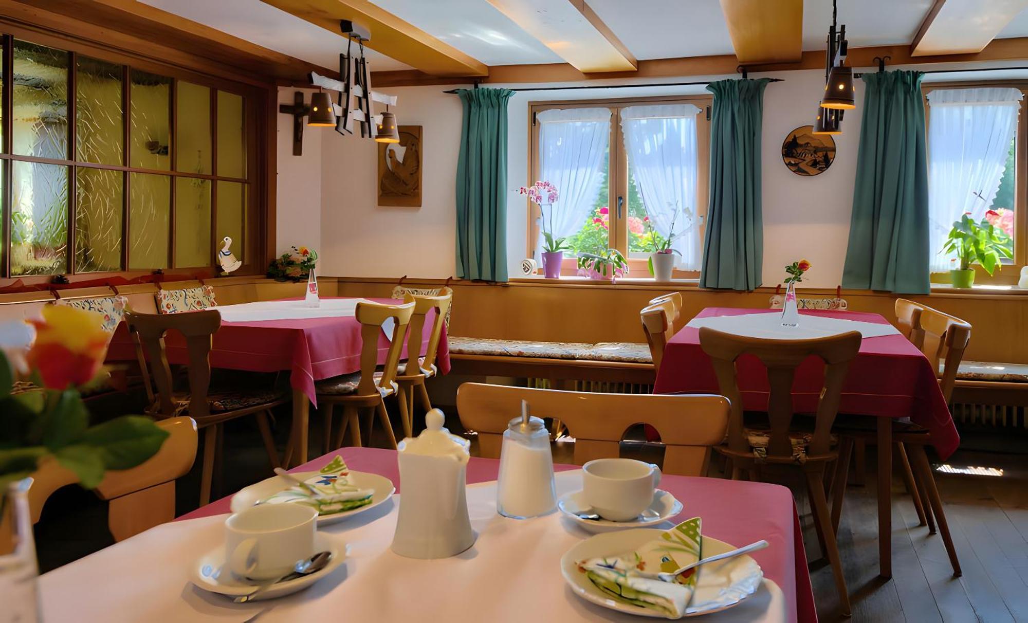 Gasthaus-Pension Zum Loewen Grafenhausen Bagian luar foto