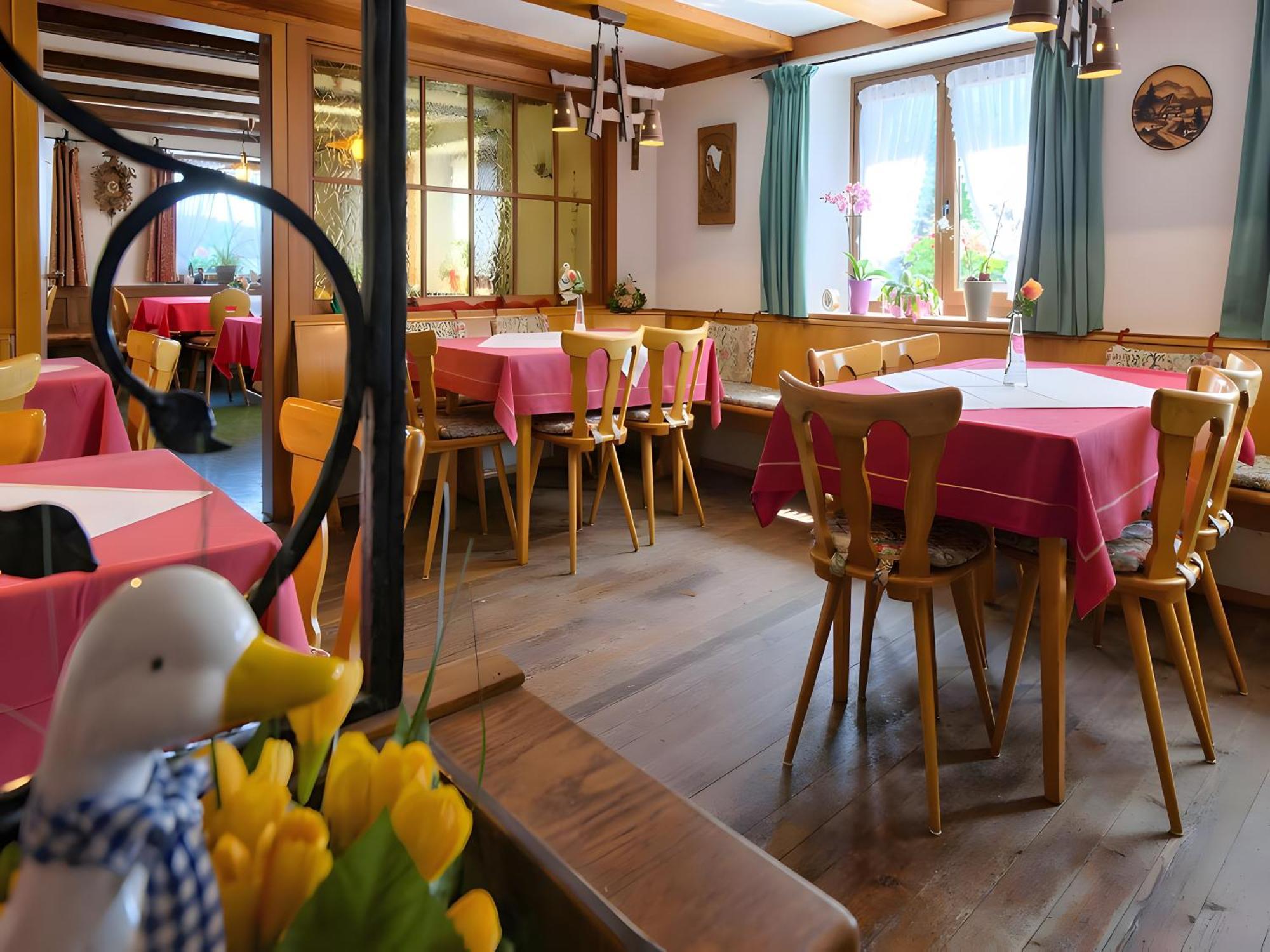 Gasthaus-Pension Zum Loewen Grafenhausen Bagian luar foto